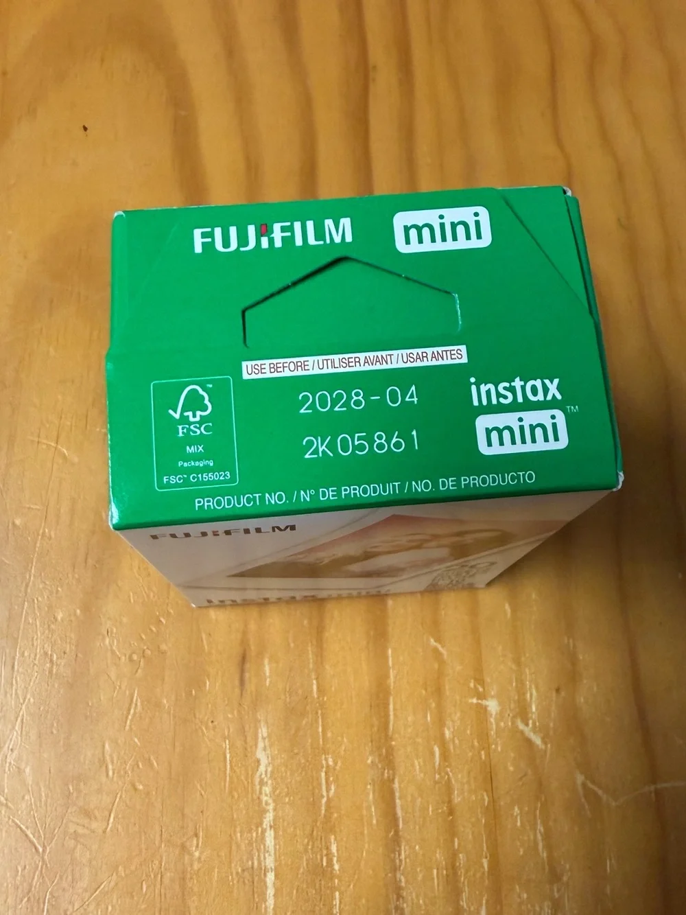 Fujifilm Instax Mini 12 Instant Camera in Pastel Blue + Film